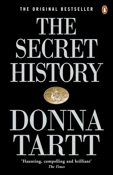 جلد کتاب گذشته راز آمیز -the secret history-زبان ما