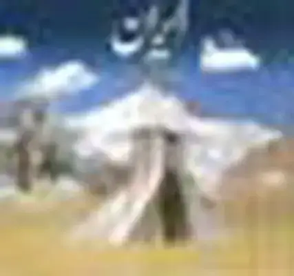 جلد کتاب ایران کهنه نگین تمدن (به دو زبان)، با قاب