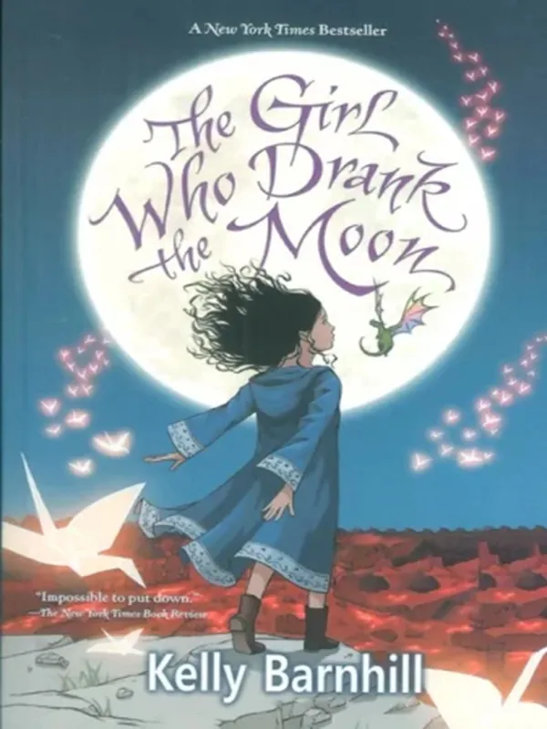 کتاب THE GIRL WHO DRANK THE MOON دختری که ماه را نوشید
